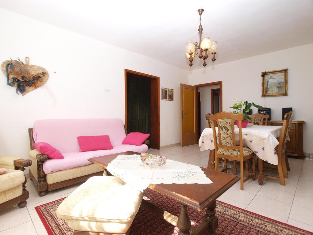 Apartment Luisa 1437 Peruski Екстер'єр фото