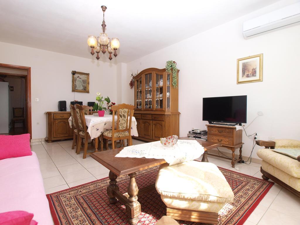 Apartment Luisa 1437 Peruski Екстер'єр фото