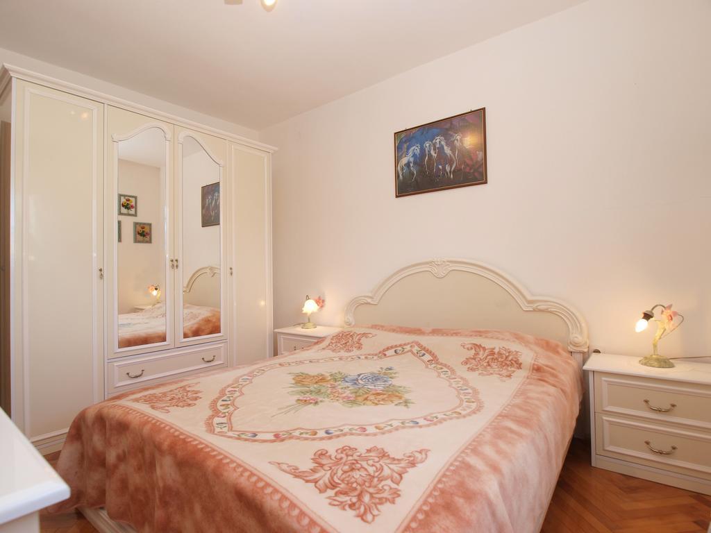 Apartment Luisa 1437 Peruski Екстер'єр фото
