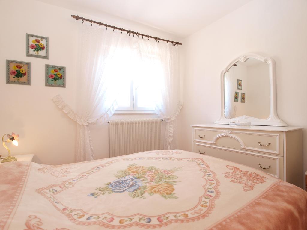 Apartment Luisa 1437 Peruski Екстер'єр фото