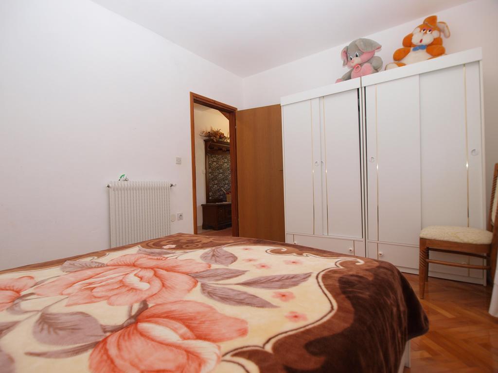 Apartment Luisa 1437 Peruski Екстер'єр фото